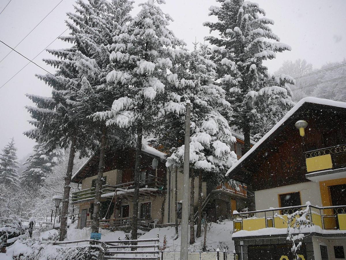Mountain Sun Guest House Cziflik Zewnętrze zdjęcie