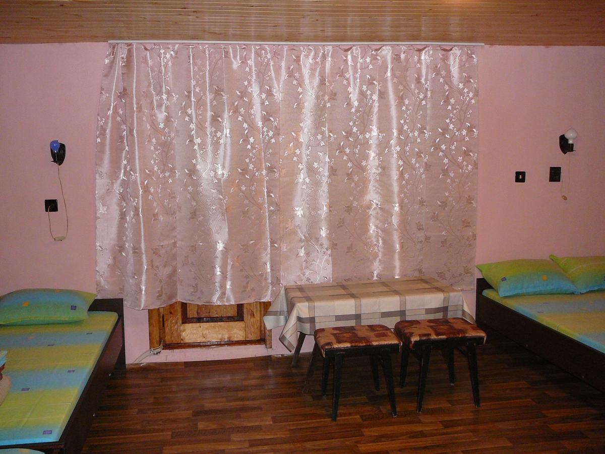 Mountain Sun Guest House Cziflik Zewnętrze zdjęcie